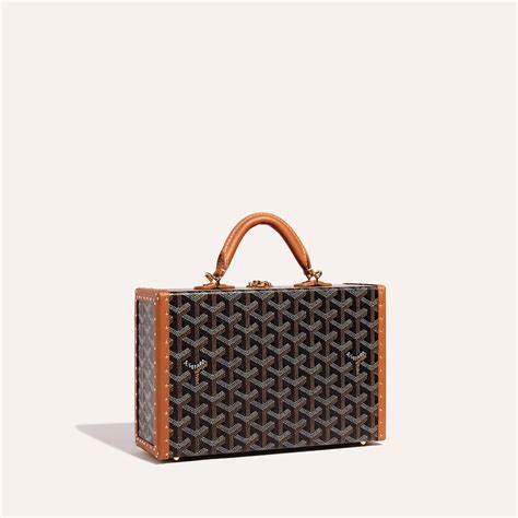 goyard grand hotel trunk bag